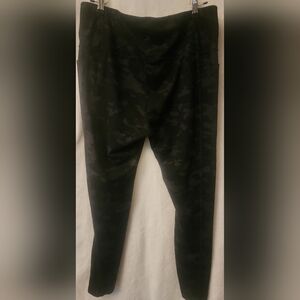 Danskin Ladies' High Rise Brushed Leggings Black Camo Print